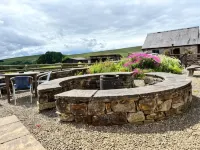Hollybush Inn Hotels in Wark