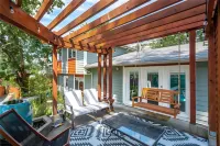 Illuminati Guest House Hotels in Sooke