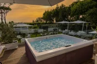 Aquamaris Design Suite & Spa - Hot Tub