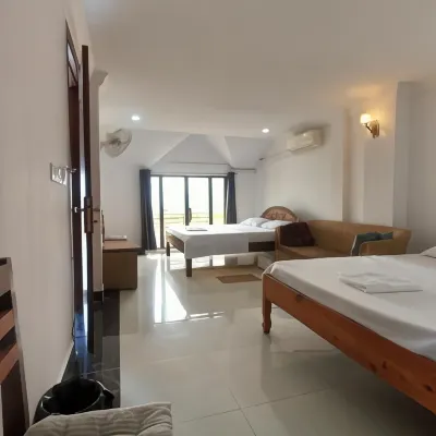 Good Morning Kampot Hotels near Kampot Pagoda