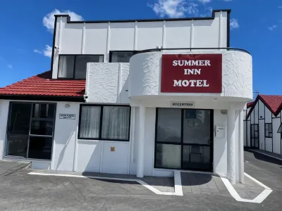 Summer Inn Motel Hotels near Lagoon Bay