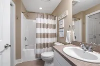 Gorgeous Condo in the heart of Grand Haven
