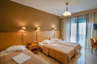 Evia Hotel & Suites
