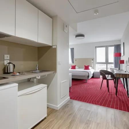 All Suites Appart Hôtel | Bordeaux Centre Gare Отели рядом с достопримечательностью «Железнодорожный вокзал Бордо»