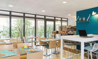 Aparthotel Adagio Access Paris Clamart