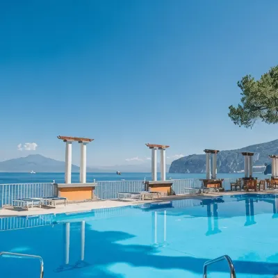 Grand Hotel Europa Palace Các khách sạn gần Phố Corso Italia