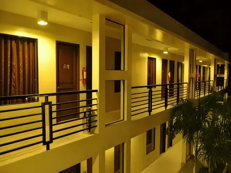 Driggs Pension House Отели рядом с достопримечательностью «Tropicana Beach Resort»