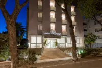 Hotel Calypso- Rimini Marina Centro Отели рядом со станцией Rimini Railway Station