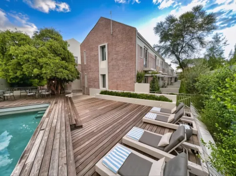 温荷克奢華套房酒店