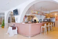 Hotel Jeni & Restaurant Hotels in Menorca