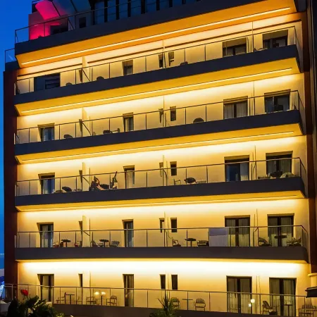 Petit Palau - Adults Only