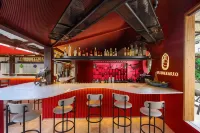 Sandi Hotel - Baarit