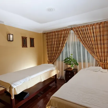 Hai Phong Harbour View Hotel