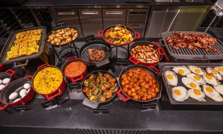 Thon Hotel Tromsø Отели в г. Тромсё