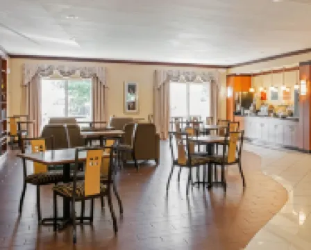 Comfort Suites Southport