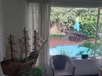 Aquarius Bed and Breakfast - プール