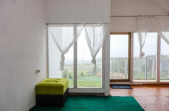 Batu Lawang Sikunir By Travelink