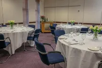 The Milestone Peterborough Hotel, Sure Collection by BW - sarapan
