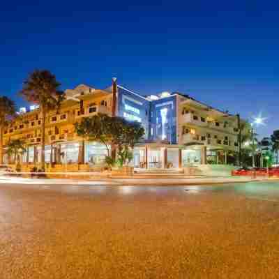 Kosta Palace Hotel Exterior