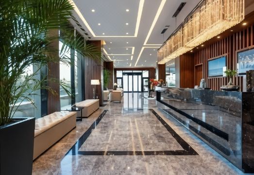 2. 래디슨 블루 호..