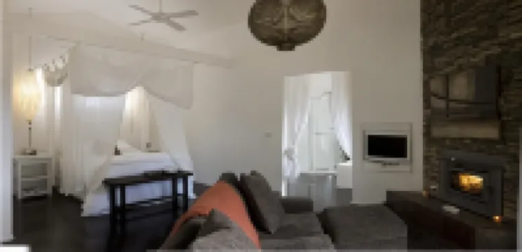 Blue Cliffs Retreat Hotels in 