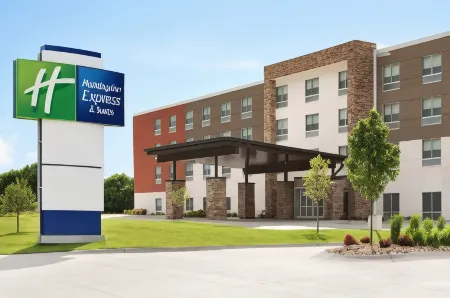 Holiday Inn Express & Suites Austin - Manor Отели в г. Манор