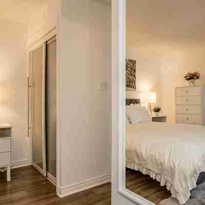 Slope-Side Studio Bliss: Ski-in/Ski-Out, Renovated at Blue, Hot Tub, Fast Wi-Fi Rooms