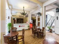 RedDoorz @ Urip Sumoharjo Solo Hotel di Jebres