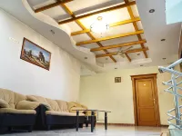 Hotel Tara International Hotels near Laad Bazaar