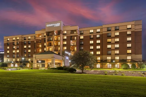 Courtyard Bloomington by Mall of America