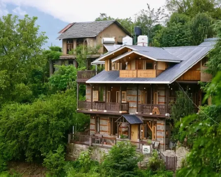Rustic Roots Home Stay Hotels in Naggar