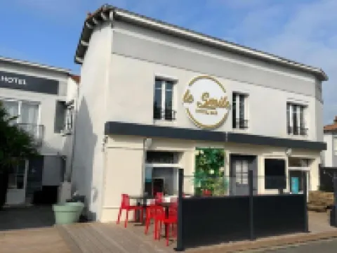 ホテルルスマイル