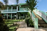Hospedaje Rosa Del Mar & Sweets Cafe Hotels in Corn Island