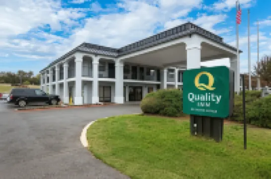 Quality Inn Near Casinos and Convention Center