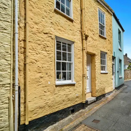 Cottage in Kingsand by Stunning Beach Views