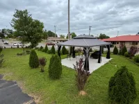 Ozark Inn & Suites Hotels in Ozark