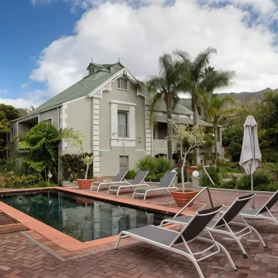 Montagu Country Hotel Hotels near IBIS Gallery