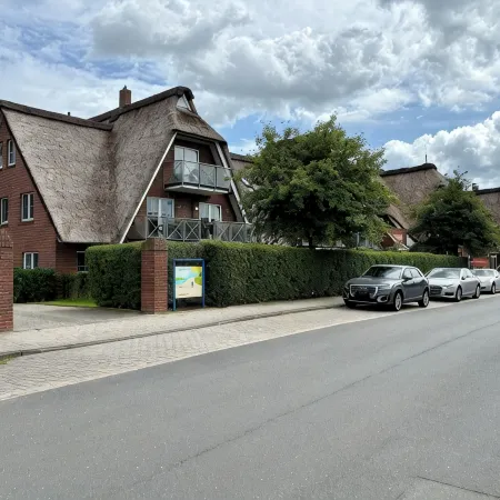 Cozy Vacation Apartment in Hooksiel - Barrier-Free - Incl. Beach Chair on the Beach