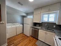 Family-Friendly, Modern & Comfortable 3Br Lubbock Home with a King Bed.