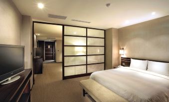 Sol Hotel