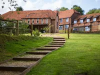 voco LYTHE HILL HOTEL & SPA by IHG Hotels in Godalming