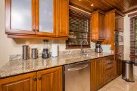 Jet Luxury at Langosta BeachResortVillas - Ocean View