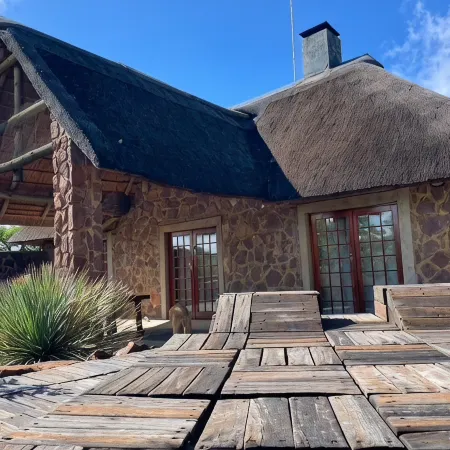 Abloom Bush Lodge and Spa Retreat