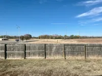 Nice 3 BDR 2 Bth house+Garage+Fenced backyard - Apartment