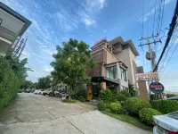 Happy Room - Stadium Chiang rai Hotels near At Waterside