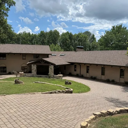 7 Br Lake Barkley Estate - Perfect for Family Gatherings, Reunions & Retreats