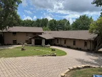 7 Br Lake Barkley Estate - Perfect for Family Gatherings, Reunions & Retreats