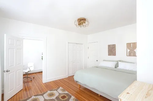 Cozy 2 bdrm Newburgh apartment with private parking - Apartments