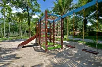 Annika Koh Chang - Gym