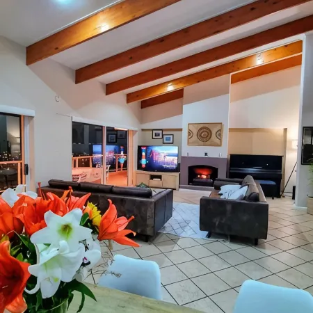 Sea Sands Villa Отели рядом с достопримечательностью «Торговый центр Longbeach»